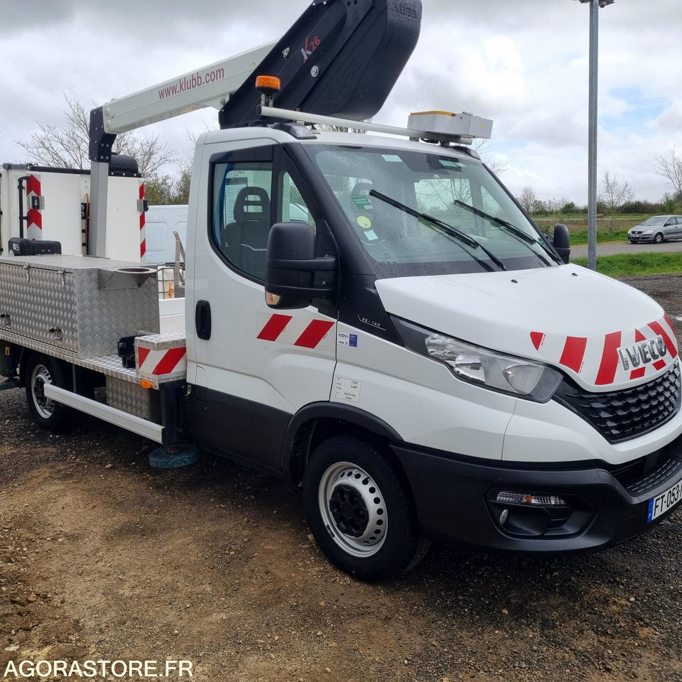 IVECO - 35S16 NACELLE - 2020 / 21000 KM - Panel van: picture 4 IVECO - 35S16 NACELLE - 2020 / 21000 KM - Panel van: picture 4