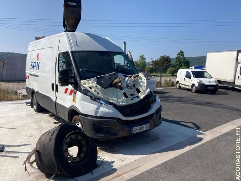 IVECO DAILY 50C18 NACELLE VERSALIFT - Truck mounted aerial platform: picture 1 IVECO DAILY 50C18 NACELLE VERSALIFT - Truck mounted aerial platform: picture 1
