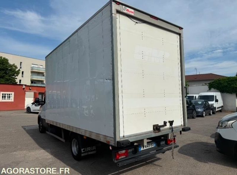 Iveco DAILY CCB - 2020 - 295 000km - Panel van: picture 4 Iveco DAILY CCB - 2020 - 295 000km - Panel van: picture 4