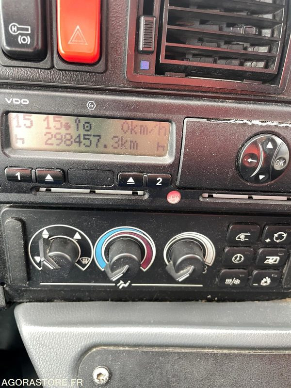 MERCEDES INTOURO N°095010 - School bus: picture 3 MERCEDES INTOURO N°095010 - School bus: picture 3