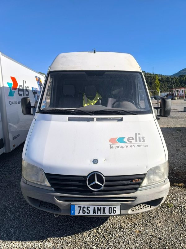 MERCEDES SPRINTER - 2000 - 351870 Kms - Panel van: picture 1 MERCEDES SPRINTER - 2000 - 351870 Kms - Panel van: picture 1