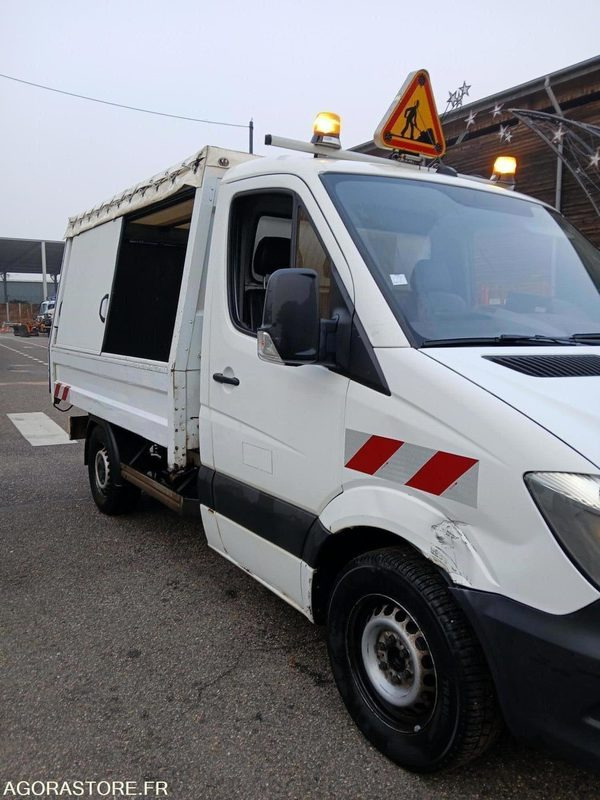 MERCEDES SPRINTER ANNEE 2014 BENNE BASCULANTE BOITE AUTO - Tipper van: picture 2 MERCEDES SPRINTER ANNEE 2014 BENNE BASCULANTE BOITE AUTO - Tipper van: picture 2