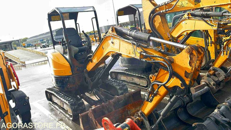 MINIPELLE BOBCAT E27 - 2014 / 2753 HEURES (PEL25G010270) - Excavator: picture 4 MINIPELLE BOBCAT E27 - 2014 / 2753 HEURES (PEL25G010270) - Excavator: picture 4