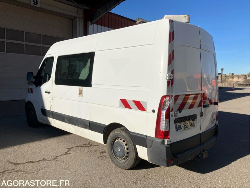 Master VU 4p Fourgon GD CONFORT - 2014 / 163463 KM (P1511126) - Panel van: picture 5 Master VU 4p Fourgon GD CONFORT - 2014 / 163463 KM (P1511126) - Panel van: picture 5