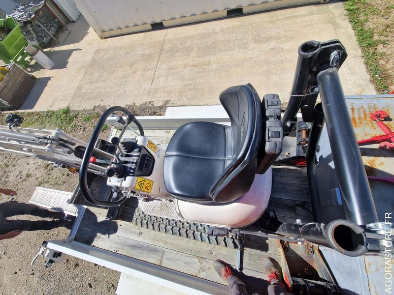 Mini Pelle 1T JCB 8010CTS + Remorque - 2023 / (NEUVE) 19 HEURES (EMF201) - Mini excavator: picture 3 Mini Pelle 1T JCB 8010CTS + Remorque - 2023 / (NEUVE) 19 HEURES (EMF201) - Mini excavator: picture 3