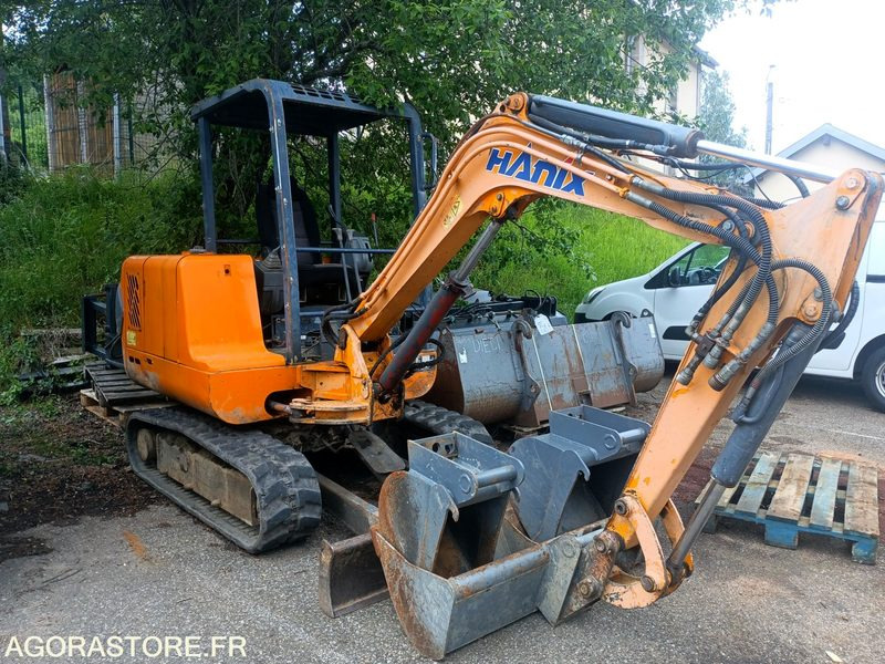 Mini Pelle 2t500 Hanix H26P 4550 Heures - Mini excavator: picture 4 Mini Pelle 2t500 Hanix H26P 4550 Heures - Mini excavator: picture 4