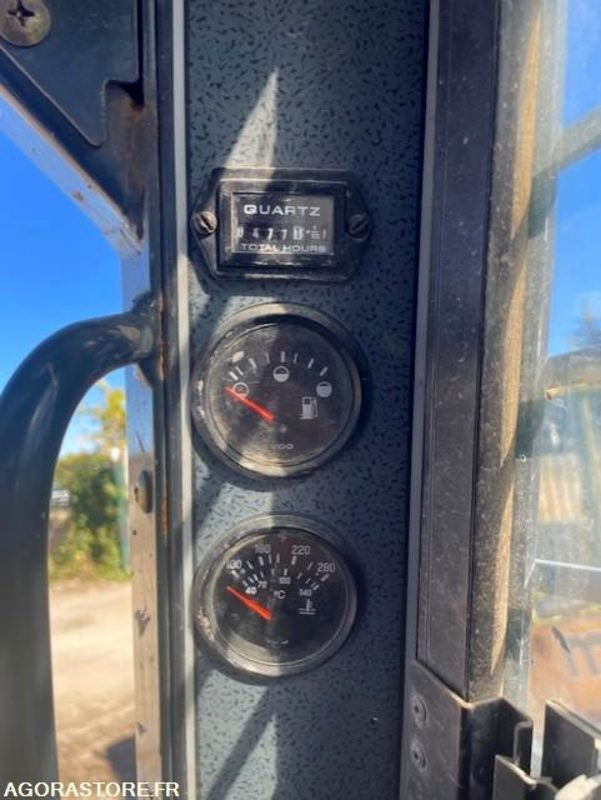 Mini chargeur à pneu Mustang SL2041 - Loader: picture 2 Mini chargeur à pneu Mustang SL2041 - Loader: picture 2