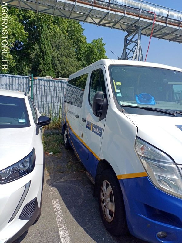 NISSAN NV 400 CITHES - VPT001813 (8443) - MEC 08/2016 - 276533 KM EE-750-RL - Minibus, Passenger van: picture 2 NISSAN NV 400 CITHES - VPT001813 (8443) - MEC 08/2016 - 276533 KM EE-750-RL - Minibus, Passenger van: picture 2