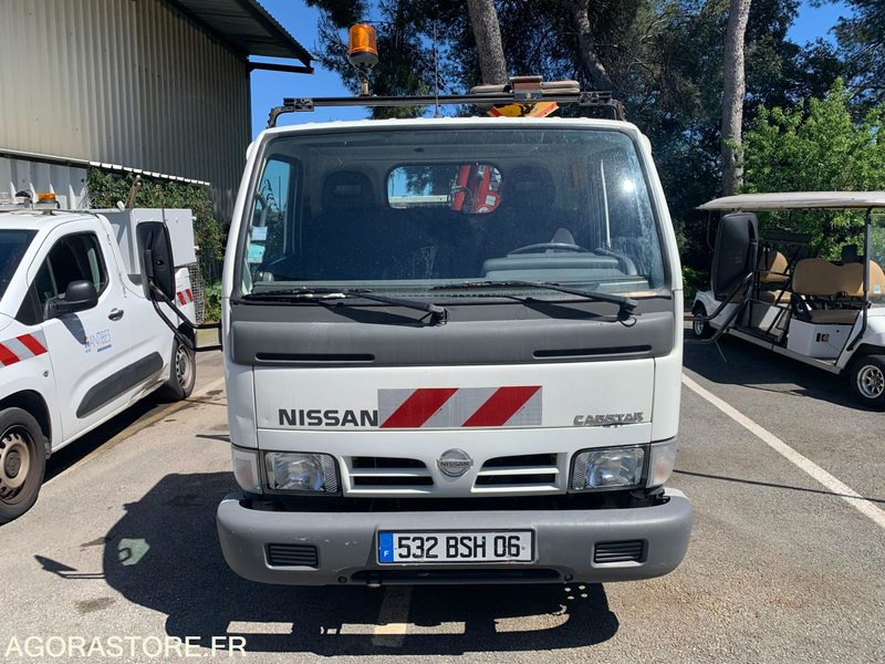 Nissan Cabstar - 2006 - 127 000 kms - 532 BSH 06 - Tipper van: picture 1 Nissan Cabstar - 2006 - 127 000 kms - 532 BSH 06 - Tipper van: picture 1
