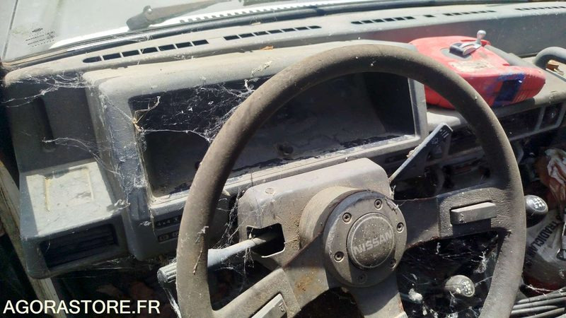 SUV Nissan Ky260 patrol -1990 - 193117km: picture 12
