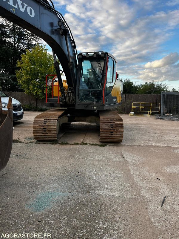 PELLE VOLVO EC160 NL - 2020 / 4950 HEURES - Excavator: picture 3 PELLE VOLVO EC160 NL - 2020 / 4950 HEURES - Excavator: picture 3