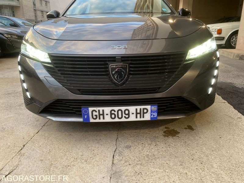 PEUGEOT 308 III (P5) SW 1.5 BlueHDi 16V EAT8 S&S 130 Boîte automatique PAS TVA - Station wagon: picture 4 PEUGEOT 308 III (P5) SW 1.5 BlueHDi 16V EAT8 S&S 130 Boîte automatique PAS TVA - Station wagon: picture 4