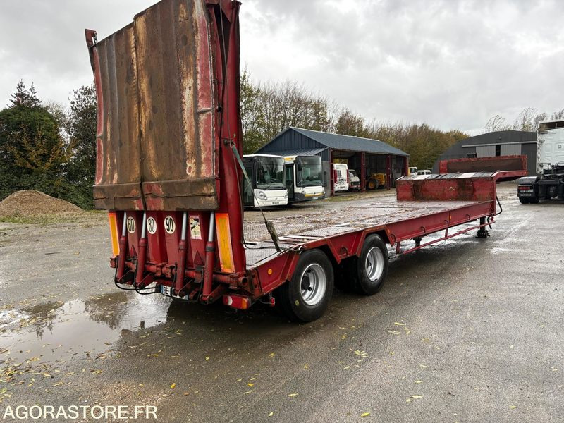 PORTE ENGINS ACTM - Low loader trailer: picture 1 PORTE ENGINS ACTM - Low loader trailer: picture 1