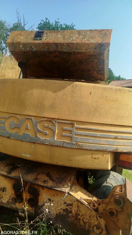 Pelle CASE 688 - 21595heures - Backhoe loader: picture 4 Pelle CASE 688 - 21595heures - Backhoe loader: picture 4