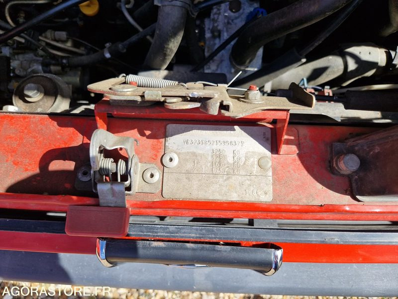 Peugeot Boxer- 2000 - 43336 - 3275XC27 - Panel van: picture 4 Peugeot Boxer- 2000 - 43336 - 3275XC27 - Panel van: picture 4