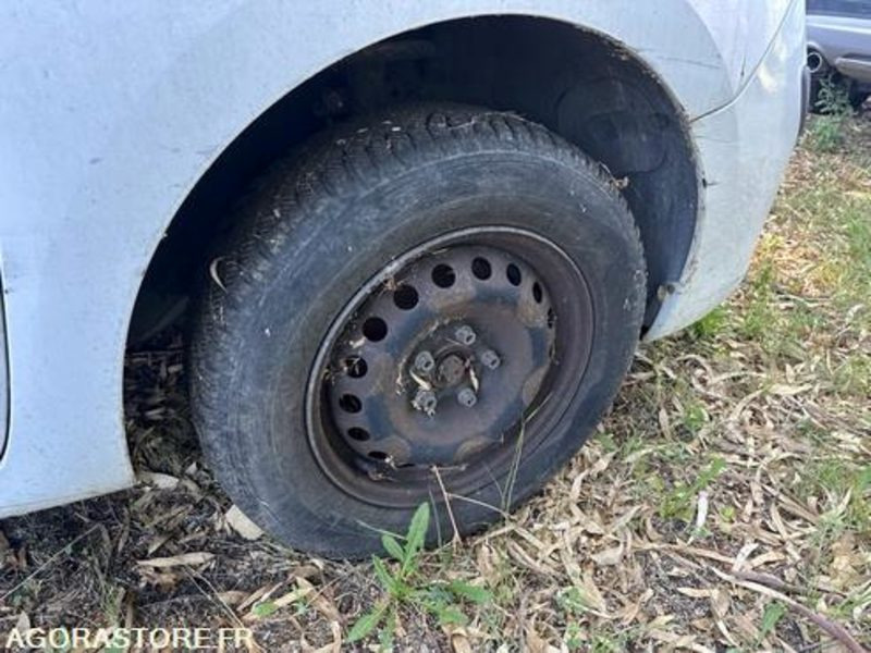 Small van RENAULT KANGOO - 2010 - 276427KM - AS912VK: picture 16