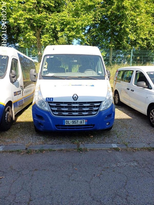 RENAULT MASTER - VPT001205 (8432) - MEC 10/2014 - 411447 KM DL-957-AT - Minibus, Passenger van: picture 2 RENAULT MASTER - VPT001205 (8432) - MEC 10/2014 - 411447 KM DL-957-AT - Minibus, Passenger van: picture 2