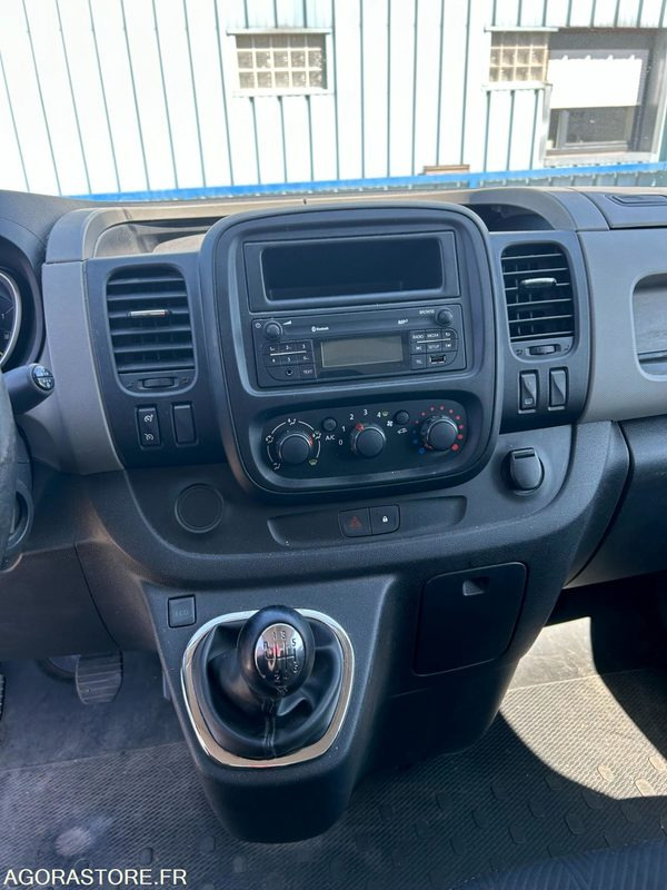 RENAULT TRAFIC 2015 - Panel van: picture 1 RENAULT TRAFIC 2015 - Panel van: picture 1