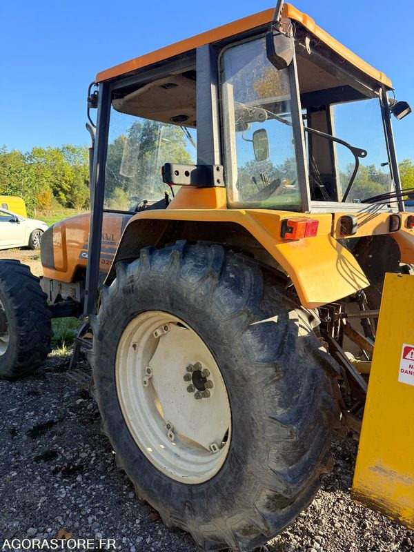Renault Cérès 330 avec épareuse rousseau - Farm tractor: picture 4 Renault Cérès 330 avec épareuse rousseau - Farm tractor: picture 4