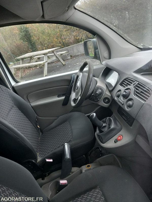 Renault Kangoo - 2008 - 226985 Kms - Small van: picture 5 Renault Kangoo - 2008 - 226985 Kms - Small van: picture 5