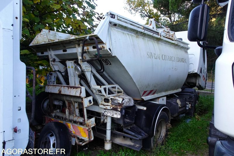 Renault Midlum 220 DXI - Car: picture 1 Renault Midlum 220 DXI - Car: picture 1