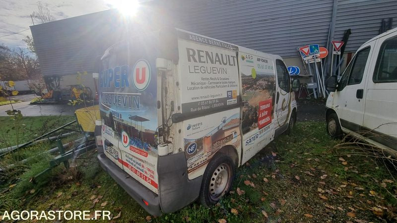 Renault Trafic 2.0 DCI 2010 117000kms - Panel van: picture 2 Renault Trafic 2.0 DCI 2010 117000kms - Panel van: picture 2