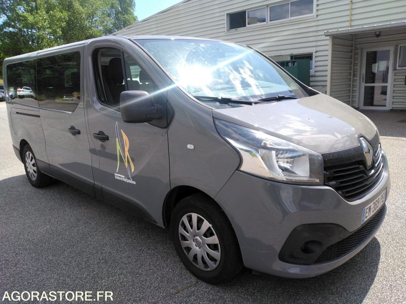 Renault Trafic 2017 114300 kms - Minibus, Passenger van: picture 2 Renault Trafic 2017 114300 kms - Minibus, Passenger van: picture 2