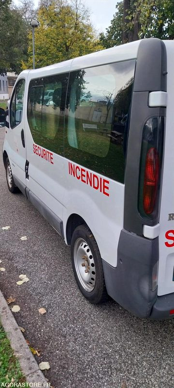 Renault Trafic VP vitré- 2002 - 127320kms - Small van: picture 5 Renault Trafic VP vitré- 2002 - 127320kms - Small van: picture 5