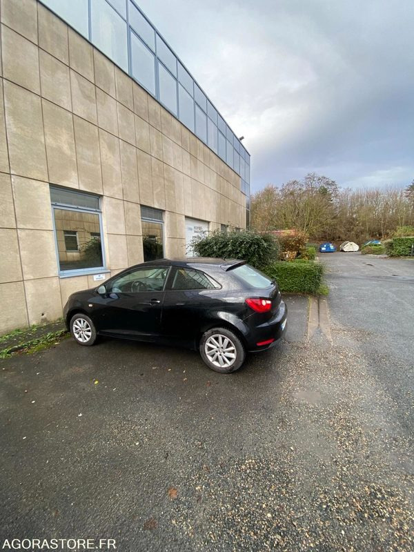 SEAT IBIZA 2013 232000 KM - Car: picture 3 SEAT IBIZA 2013 232000 KM - Car: picture 3