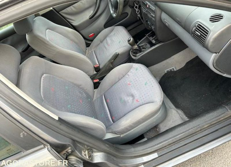 SEAT TOLEDO 1.9 TDI 110 CH - 2000 - 208 500 kms - Car: picture 5 SEAT TOLEDO 1.9 TDI 110 CH - 2000 - 208 500 kms - Car: picture 5