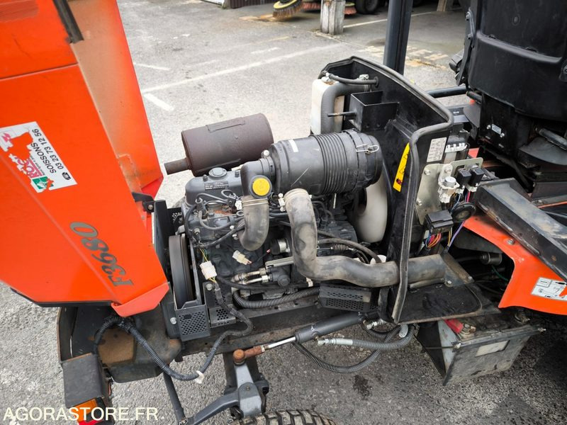 Tondeuse KUBOTA F3680 3688 heures 2013 - Garden mower: picture 3 Tondeuse KUBOTA F3680 3688 heures 2013 - Garden mower: picture 3