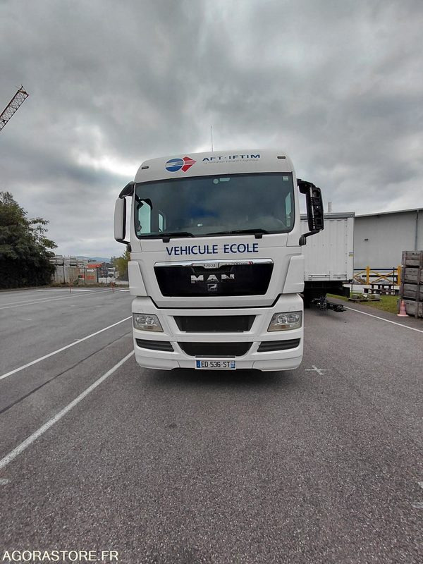 MAN tgx18.360 - 2009 - 214100 Kms - Tractor unit: picture 1 MAN tgx18.360 - 2009 - 214100 Kms - Tractor unit: picture 1