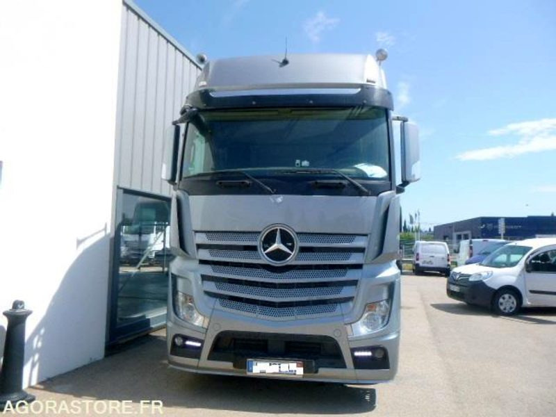 MERCEDES ACTROS 1845 GRANDE CABINE - 2012 - IMMATRICULATION SLOVENE - Tractor unit: picture 3 MERCEDES ACTROS 1845 GRANDE CABINE - 2012 - IMMATRICULATION SLOVENE - Tractor unit: picture 3