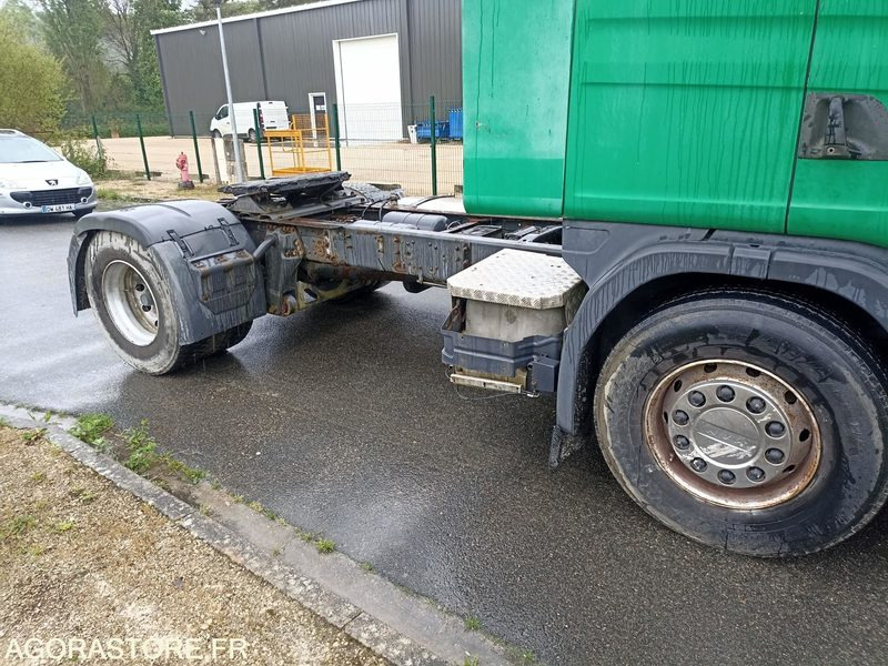 Scania 124l 2003 789689km - Tractor unit: picture 5 Scania 124l 2003 789689km - Tractor unit: picture 5