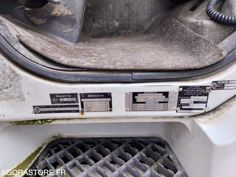 Tractor unit Tracteur RENAULT 420 ADR avec pompe 2002 (544000Km) Roulant EXPORT UNIQUEMENT: picture 6