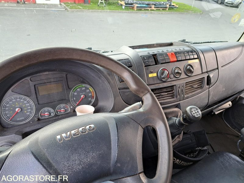 CAMION BENNE GRUE IVECO - 2014 / 240742 KM - Truck: picture 4 CAMION BENNE GRUE IVECO - 2014 / 240742 KM - Truck: picture 4