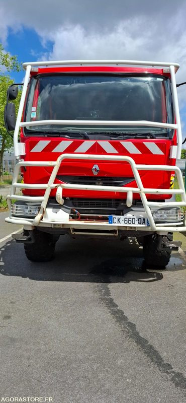 CAMION CITERNE FEUX FORET - RENAULT MIDLUM 220/12 - CK 660 QA - Truck: picture 2 CAMION CITERNE FEUX FORET - RENAULT MIDLUM 220/12 - CK 660 QA - Truck: picture 2