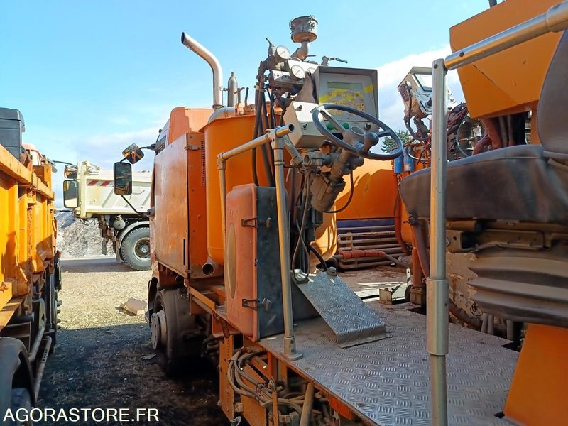 Camion Renault Midlum machine à spray peinture BE-892-HC on lease Camion Renault Midlum machine à spray peinture BE-892-HC: picture 12