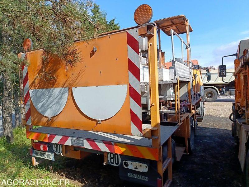 Camion Renault Midlum machine à spray peinture BE-892-HC - Truck: picture 5 Camion Renault Midlum machine à spray peinture BE-892-HC - Truck: picture 5
