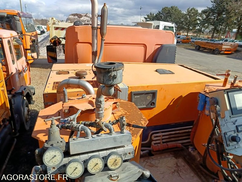 Camion Renault Midlum machine à spray peinture BE-892-HC on lease Camion Renault Midlum machine à spray peinture BE-892-HC: picture 16