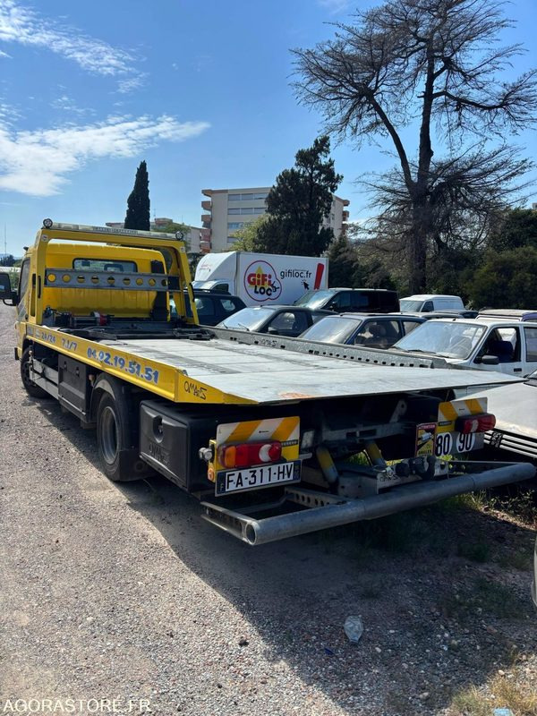 MITSUBISHI - CANTER - 2018 - 144 000 KM - Truck: picture 2 MITSUBISHI - CANTER - 2018 - 144 000 KM - Truck: picture 2