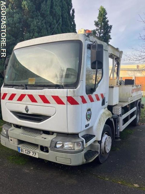 Renault Midliner (Nacelle) 2003 - 18441 kms - Truck: picture 2 Renault Midliner (Nacelle) 2003 - 18441 kms - Truck: picture 2