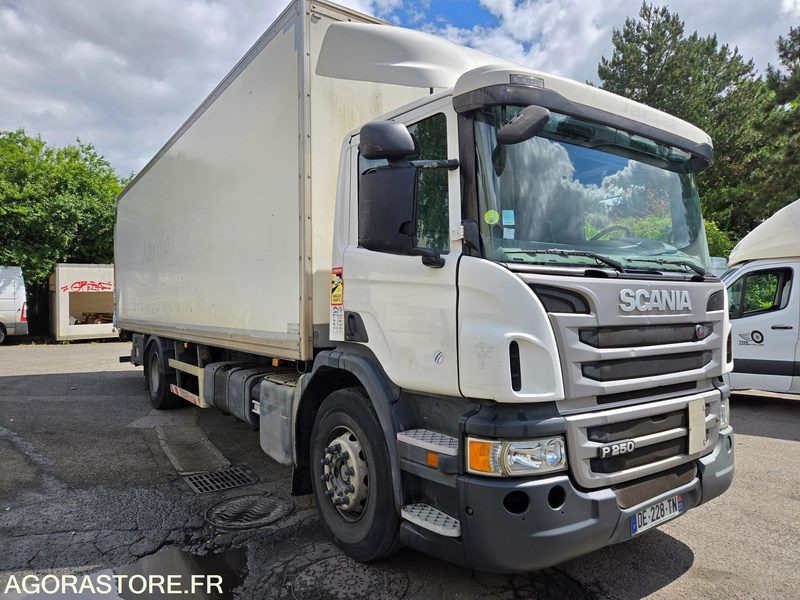 SCANIA P250 - 2014 - 503437KM - Truck: picture 3 SCANIA P250 - 2014 - 503437KM - Truck: picture 3