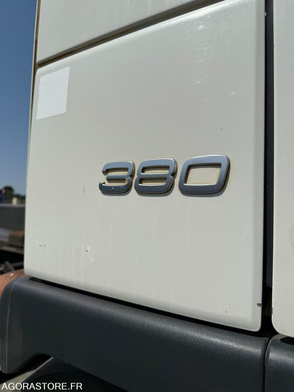 Truck VOLVO FM12 380 - 2004 - 636 982: picture 14 Truck VOLVO FM12 380 - 2004 - 636 982: picture 14