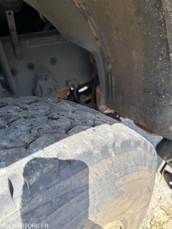 Truck VOLVO FM12 380 - 2004 - 636 982: picture 18 Truck VOLVO FM12 380 - 2004 - 636 982: picture 18