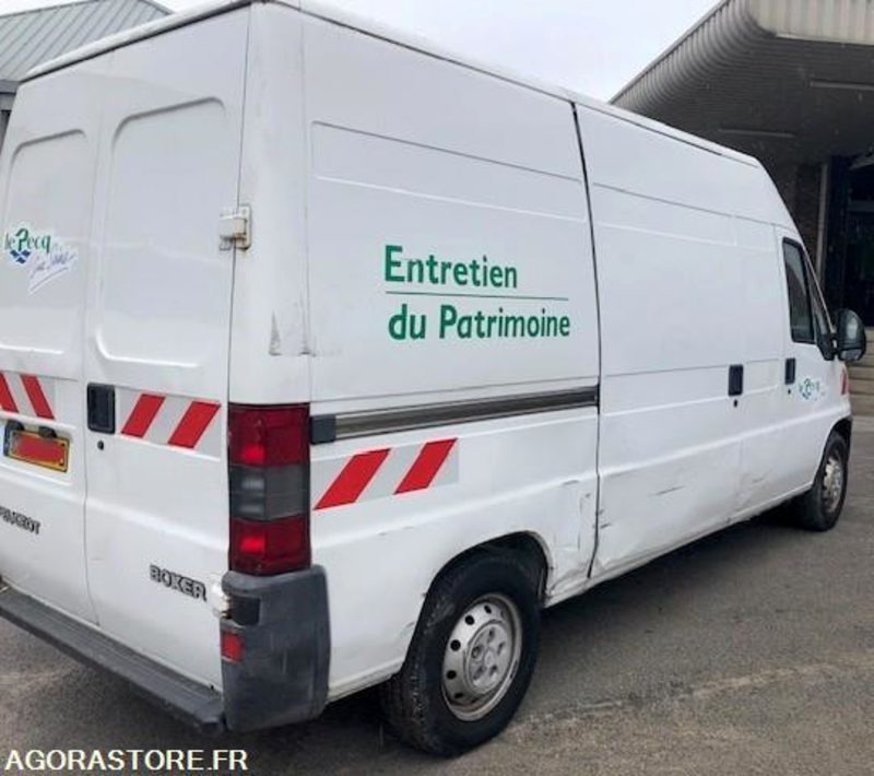 Véhicule PEUGEOT BOXER 2001 - Small van: picture 3 Véhicule PEUGEOT BOXER 2001 - Small van: picture 3