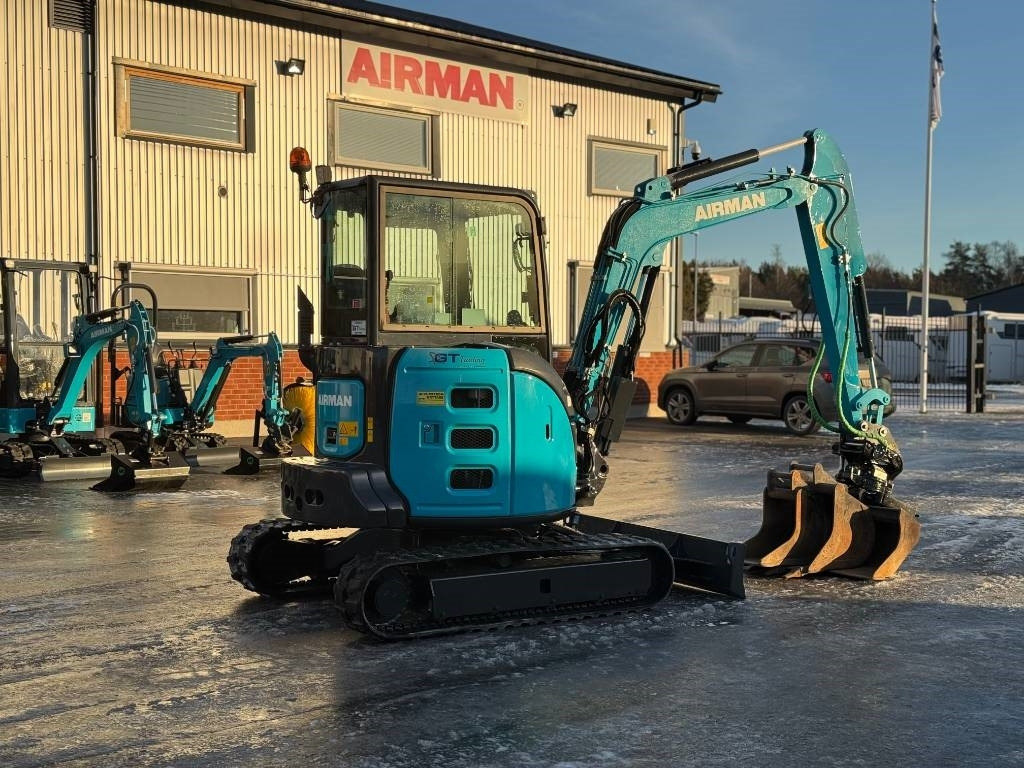 Airman AX 38 U-6 - Mini excavator: picture 1 Airman AX 38 U-6 - Mini excavator: picture 1
