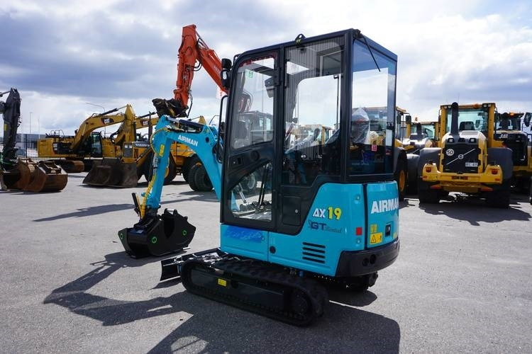 Airman AX19-7 - Mini excavator: picture 1 Airman AX19-7 - Mini excavator: picture 1