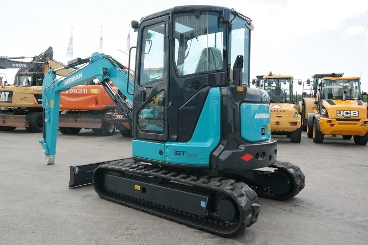 Airman AX55U-7 - Mini excavator: picture 1 Airman AX55U-7 - Mini excavator: picture 1