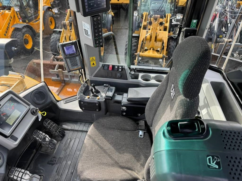 CAT 966M - Wheel loader: picture 5 CAT 966M - Wheel loader: picture 5